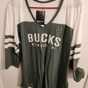 MILWAUKEE BUCKS 3/4" SLEEVE, V-NECK WOMAN'S T-SHIRT